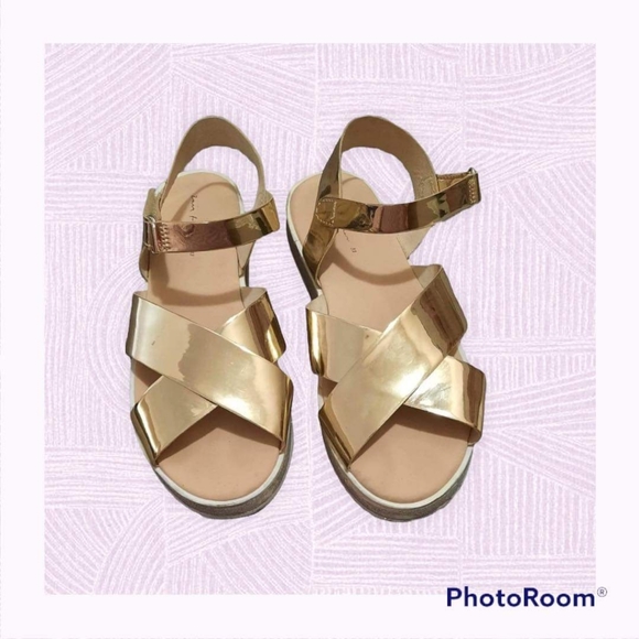 Zara Other - Zara Sandals, Size 33, Color Gold